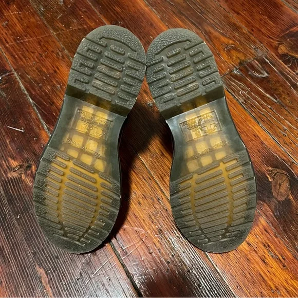 Dr. Martens Women's 2976 Chelsea Boot Black Patent Lamper Size 8 - Picture 8 of 9